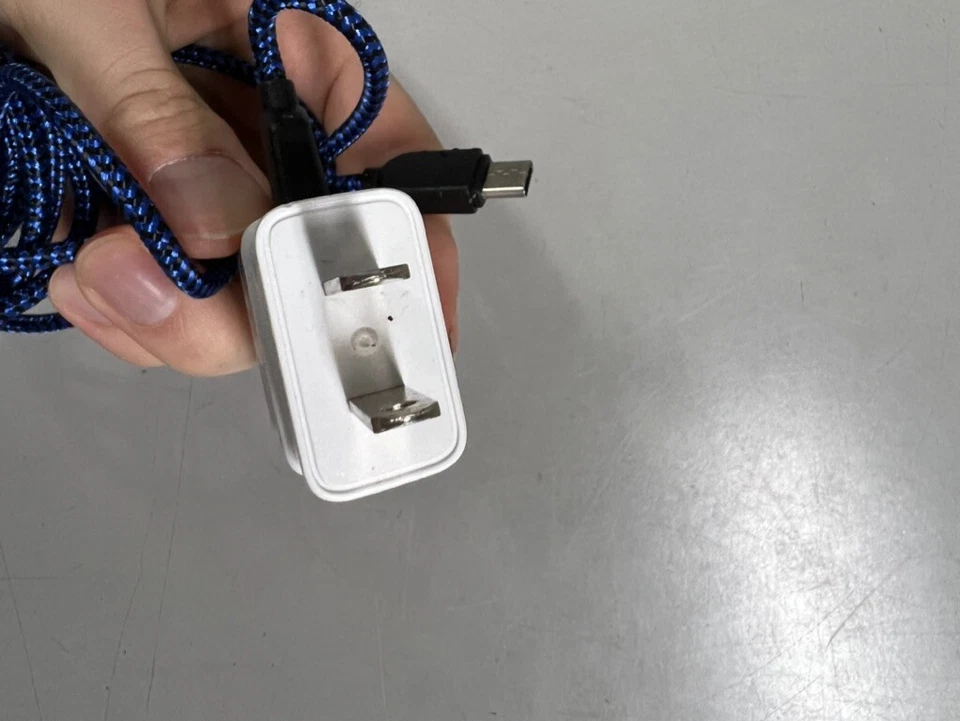 Adaptador de viagem Samsung (ETA - U90JWE) 5V 2A para dispositivos USB - Branco + cabo de 10 pés - Imagem 3 de 4