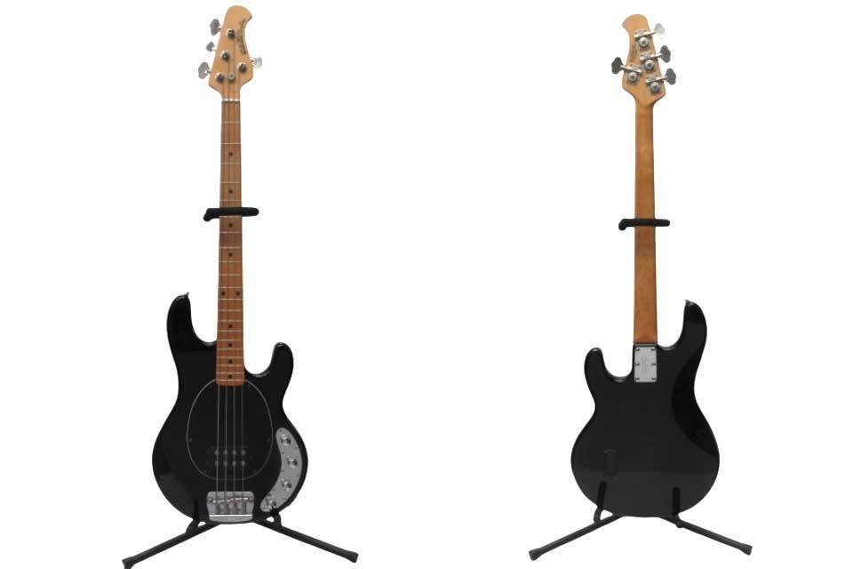 MUSIC MAN STINGRAY 4 /3 EQ / Black / 2005 Used Electric Bass