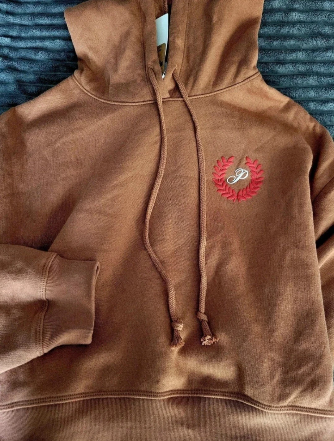 UNDERCOVER Felpa con cappuccio Victoria's Secret PiNK Fall Brown Campus Varsity Crop S