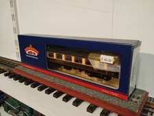 Bachmann (OO) 39-310B BR MK1 SP Pullman Second Parlour 'CAR No 349'.
