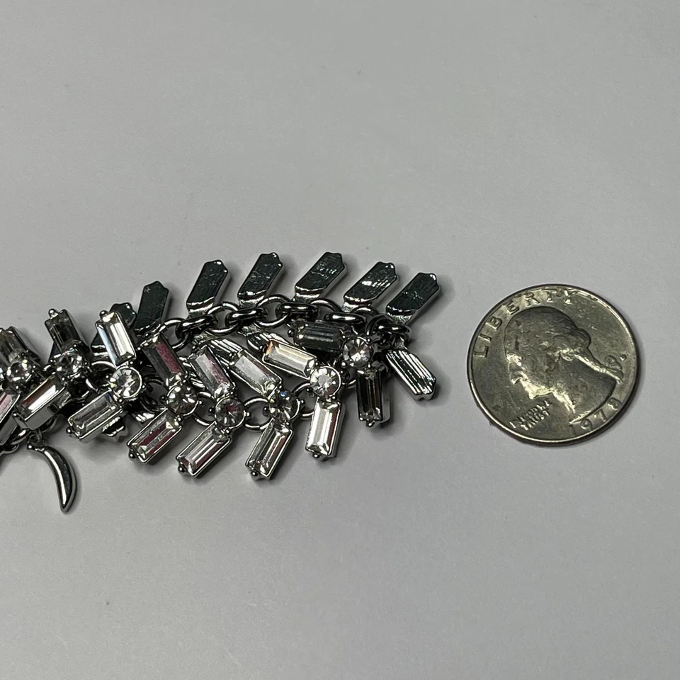 Pulsera Banana Republic BR estrás firmada bisutería plata bruñida t Foto 3 de 4