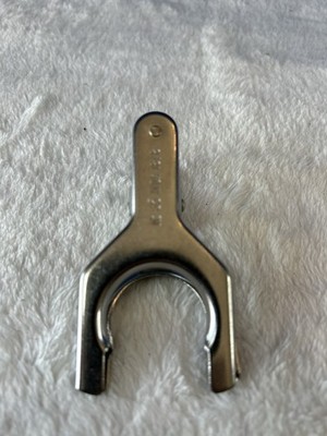 StonyLab Stainless Steel Spherical Pinch Clamp used for securing laboratory Item