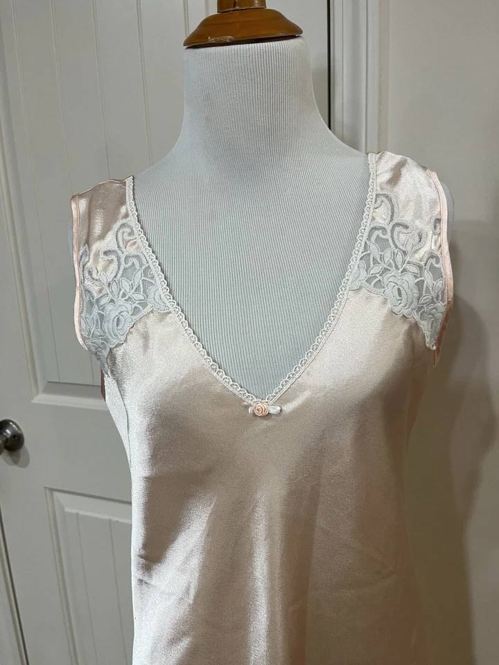 Платье-комбинезон женское атласная ночная рубашка Oscar de la Renta Pink Label размер Small - Изображение 2 из 4