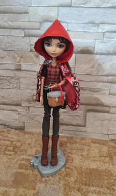 Ever After High Cerise Hood Puppe Doll