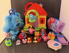 Blue s Clues Lot - House - Mailbox - Carrying Case - Figures - Accessories