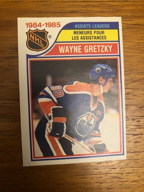1985-86 OPC Hockey Card Wayne Gretzky Assists Leaders #258 NRMT