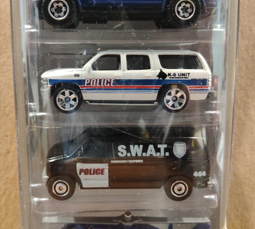 2010 Matchbox Police Squad no. 10 - 5pack - Picture 8 of 9