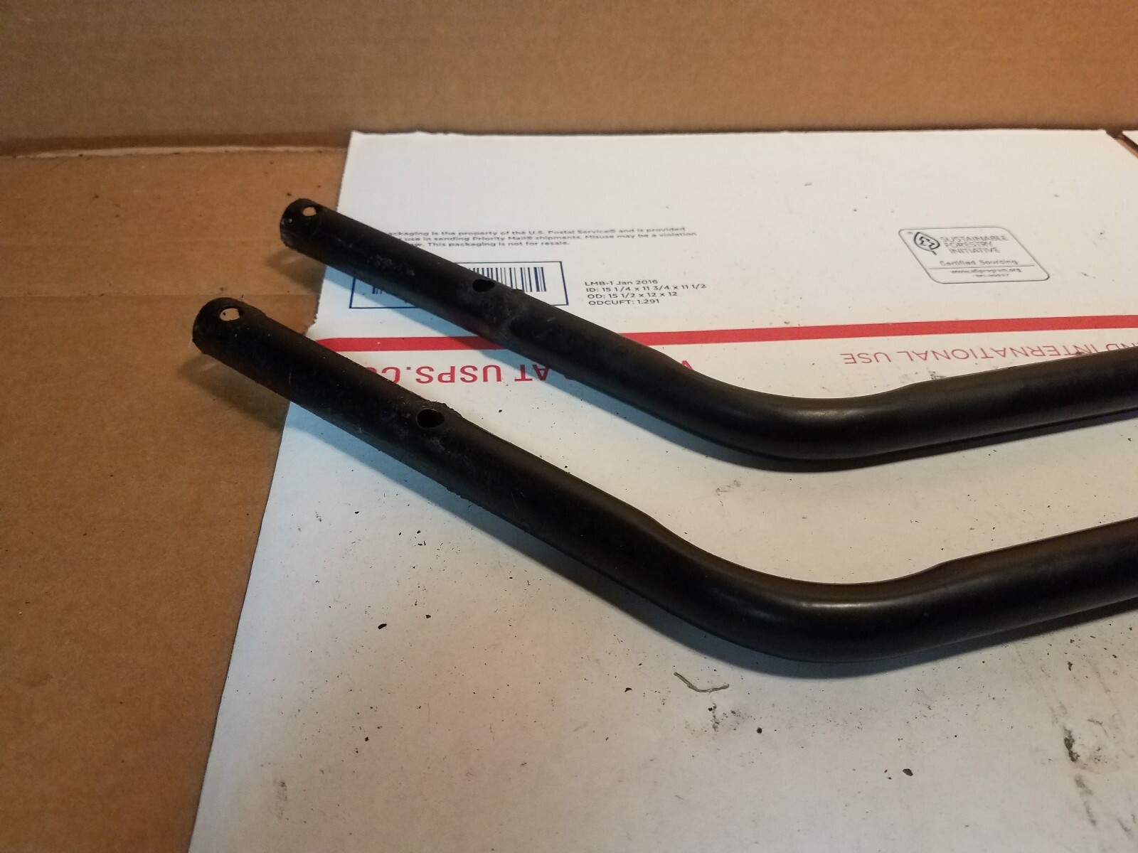 HUSQVARNA CT20 TILLER HANDLE LOWER 601002264 601002263 and Hardware