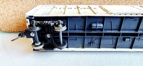 Rock Island RR White 50' single door boxcar 718103 Roundhouse HO Weathered - Picture 7 of 8