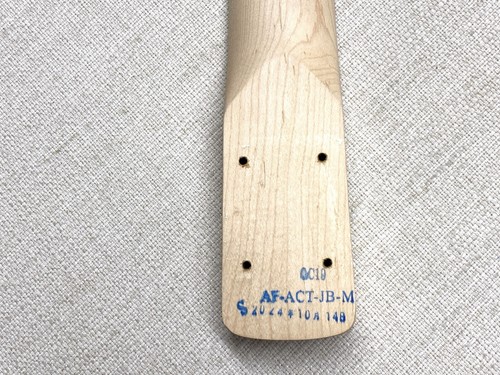 Genuine Fender Squier Jazz J BASS 70's BLOCK INLAY NECK Affinity Electric Guitar - Picture 7 of 21