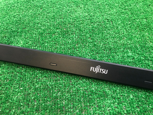 Marco bisel de borde frontal de pantalla LCD genuino Fujitsu Celsius H760 usado con puerto web - Imagen 8 de 9