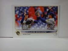 2022 Topps Series 2 #597 Milwaukee Brewers - TEAM BASE BASEBALL CARD
