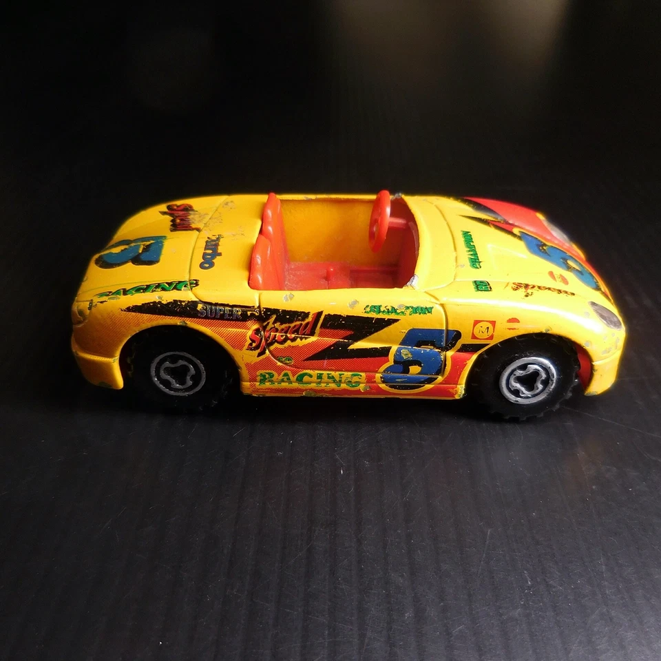 Voiture miniature cabriolet course Porsche décapotable MAJORETTE 1/46 N6295   - Photo 2/4