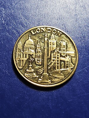 London St. Paul's Cathedral -22ct Gold Plated Collectible