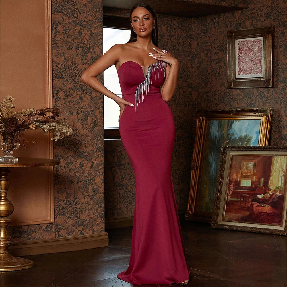 Vestito rosso deals stretto