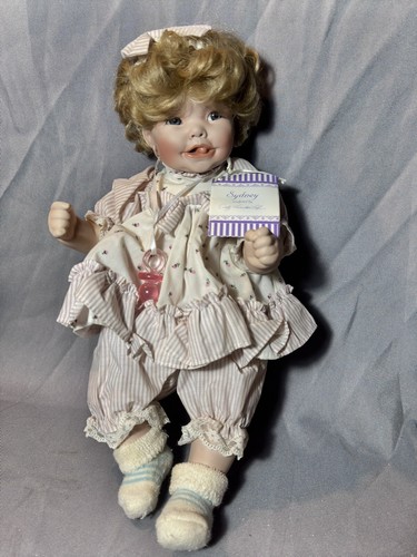 1994 The Hamilton Collection 18” Sydney Porcelain Doll Cindy Marschner Rolfe - Picture 7 of 10