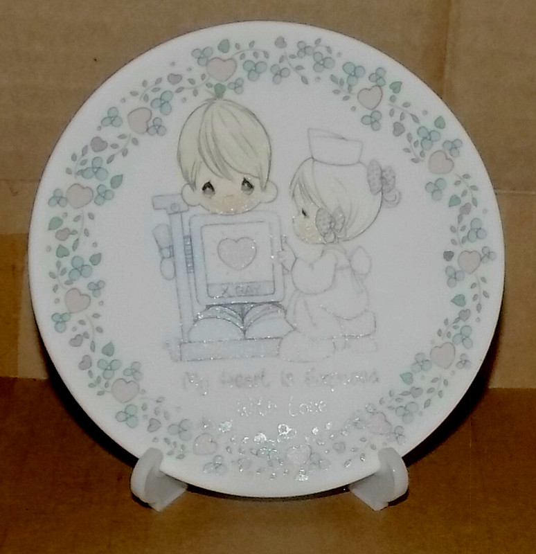 Precious Moments Mini-Dish: Couple "My Heart Is Exposed With Love"