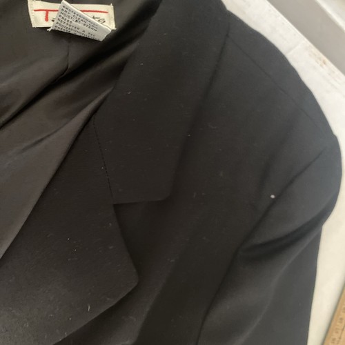 Talbot Woman's 2 Button Black Blazer. 100% Pure Wool. Size 10. Shoulder Pads.NWT - Picture 24 of 24