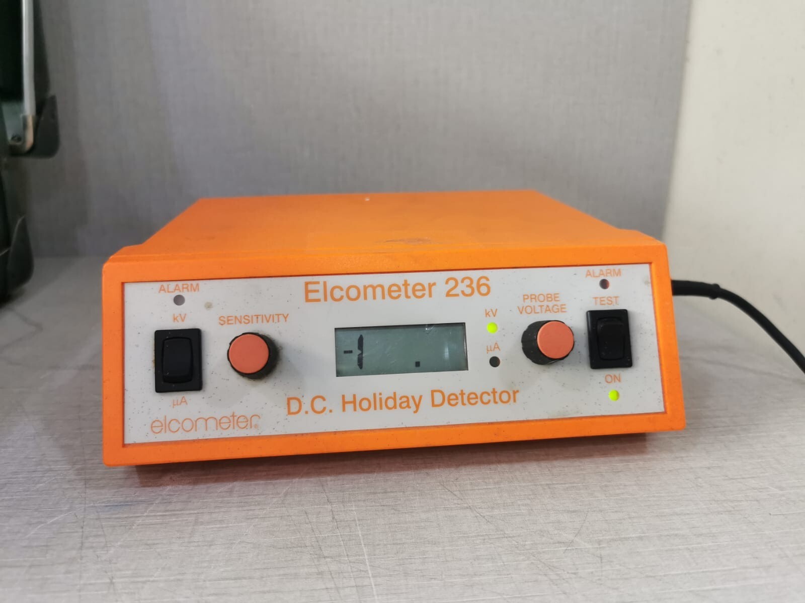 Elcometer PORTABLE Elcometer 236 D.C Portable Holiday Detector 30 KV 5