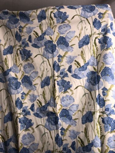 Lovely Vintage Pretty Country Sprig Floral Pair Of Curtains with Matching Pelmet