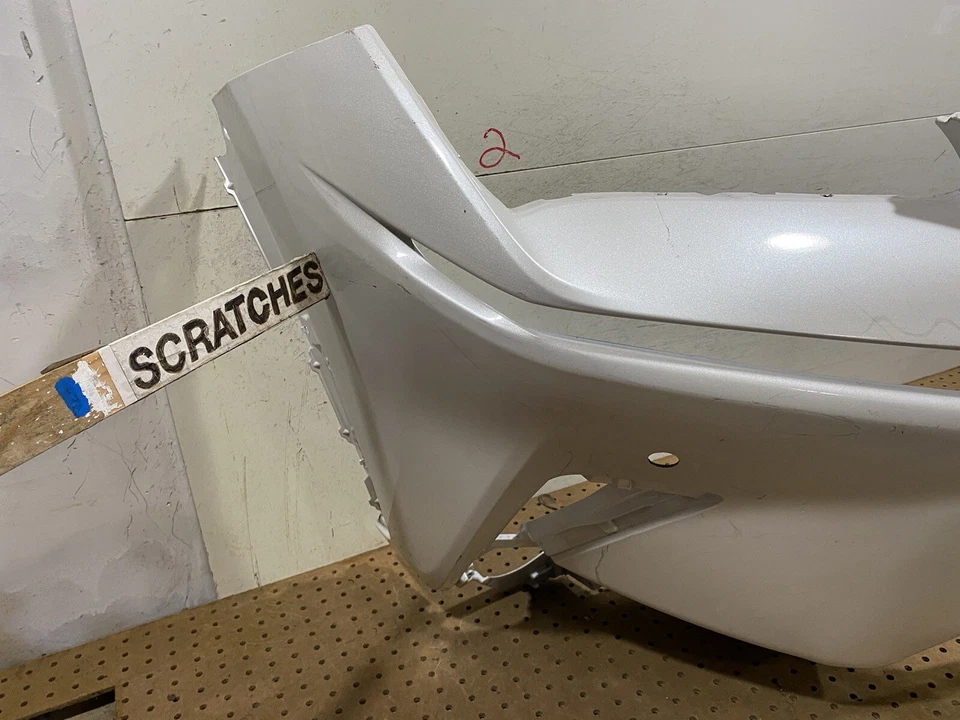 OEM 2018 2019 Lexus NX300/NX300H sin cubierta de parachoques delantero deportivo F Foto 2 de 4