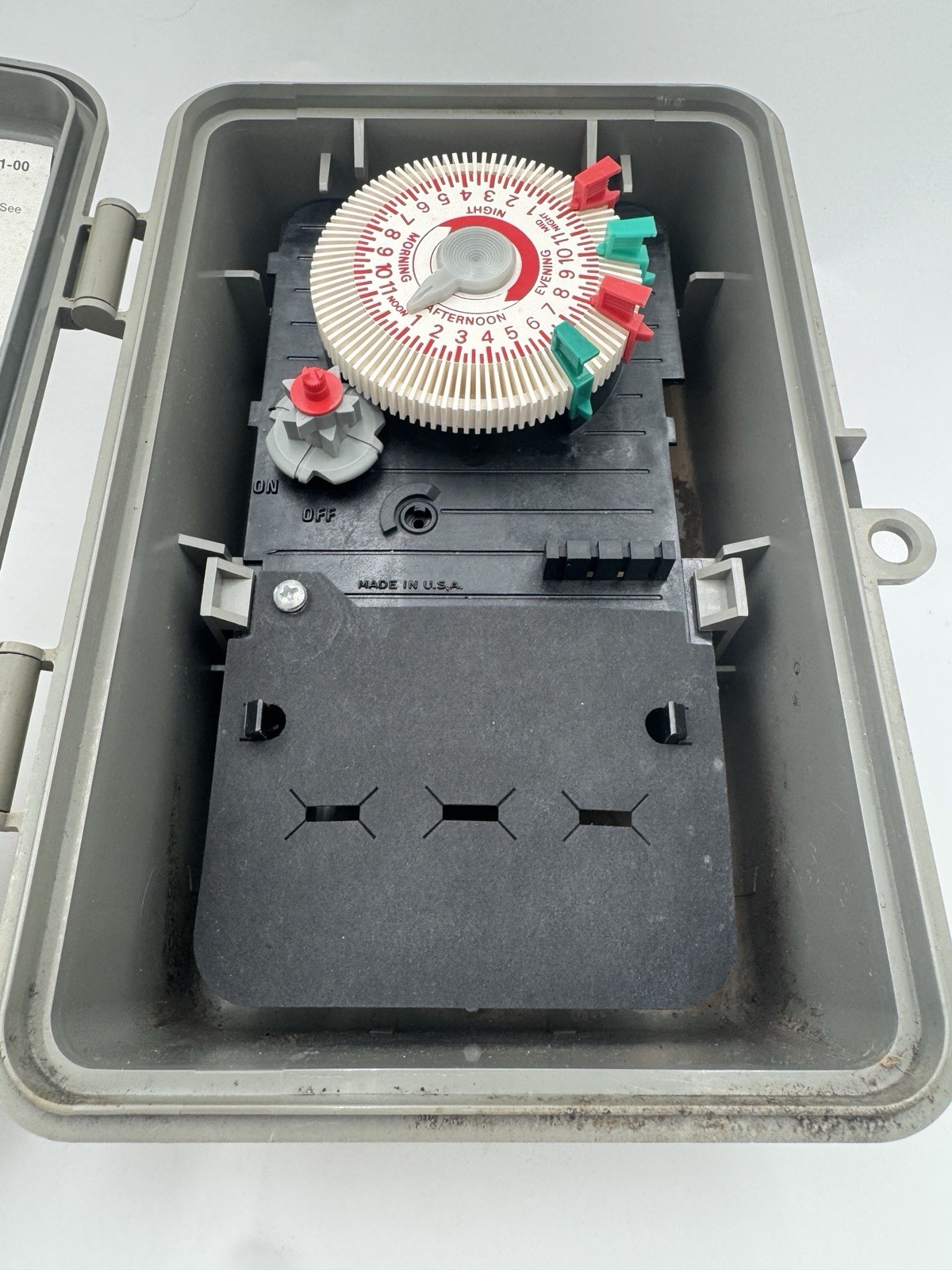 Invensys Paragon NO. P101P Outdoor Timer Delay Relay