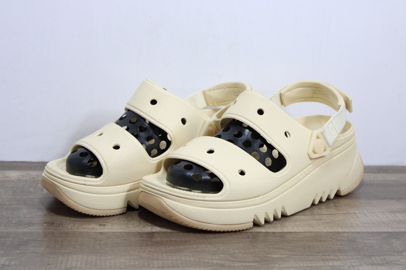 Crocs Men's Hiker Xscape Sandal Sz 11 {FA-1414]