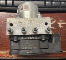 2016-2018 Honda HR-V ABS Anti-Lock Brake Pump Control Module Assembly FWD OEM