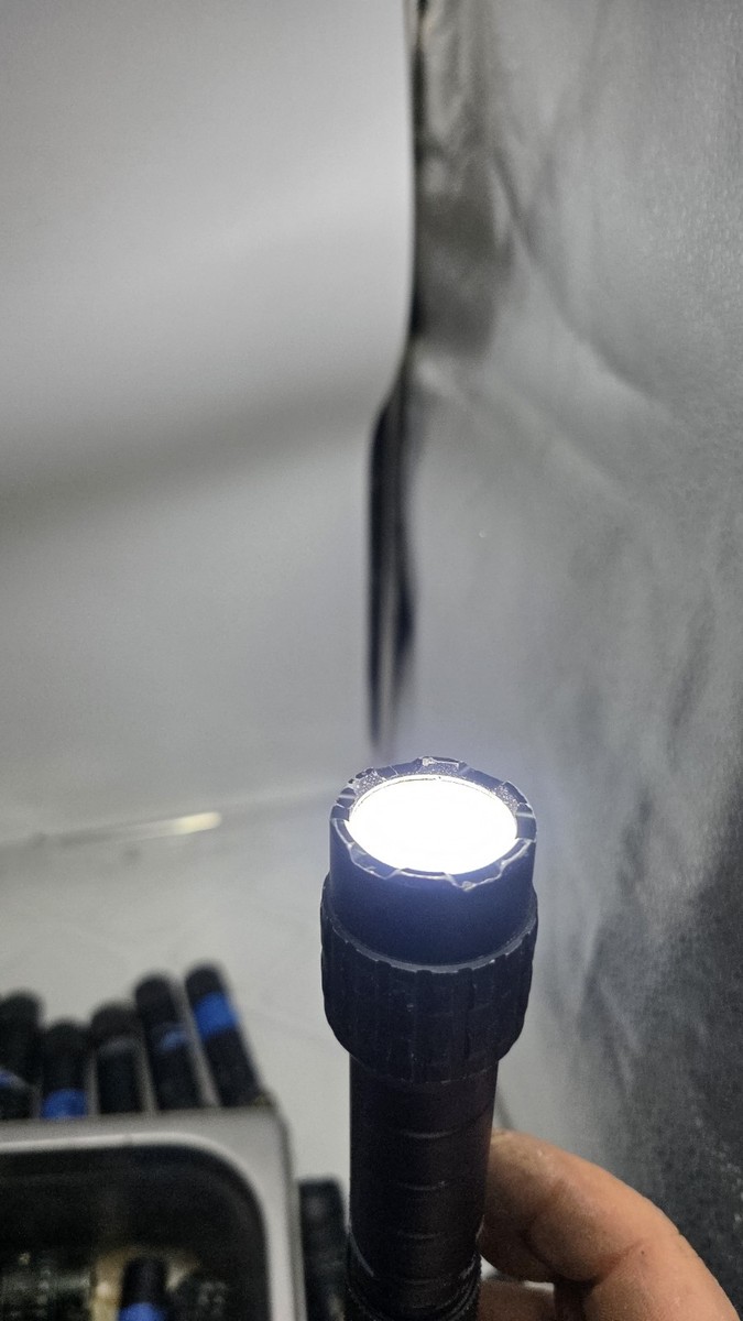 5.11 atac rechargeable flashlight Tactical Response XR1C 50-800 Lumens Clip With the XR1C 5.11 Tactical P1 Flashlight