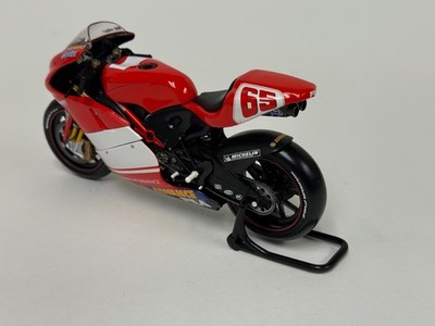 1/12 Minichamps Ducati Desmosedici 2003 Moto GP L. Capirossi