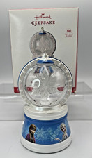 2017 HALLMARK FROZEN ELSA'S MAGIC SNOWFLAKE MAGIC LIGHT, SOUND  MOTION ORN R4 