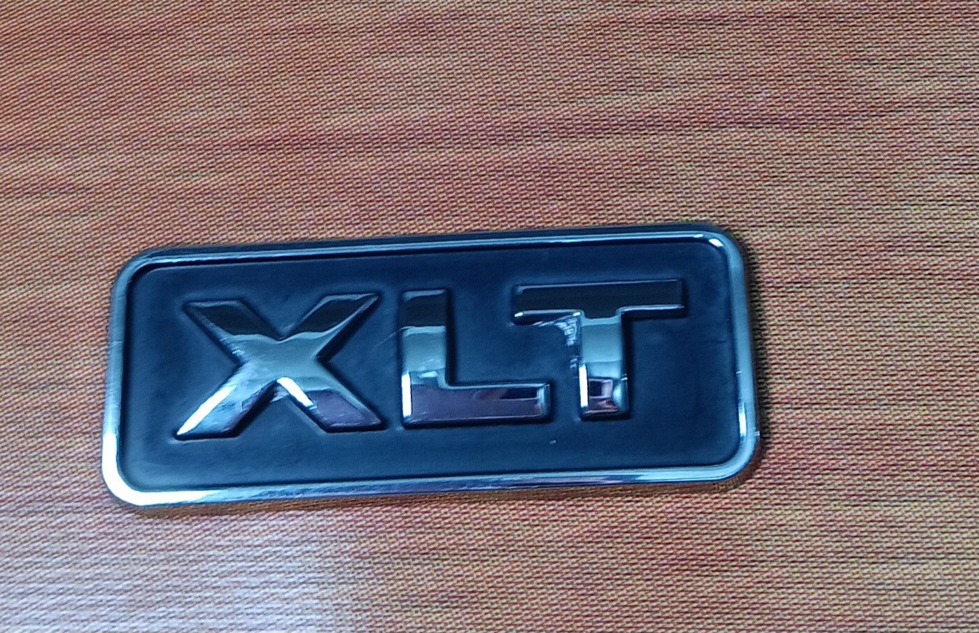 Ford Escape XLT Rear Chrome Emblem Logo Badge Symbol - Photo 1