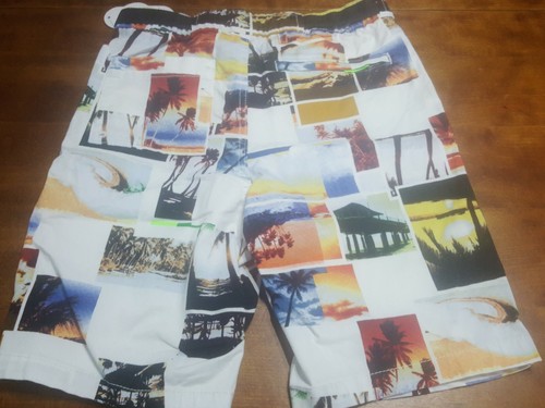 Wonder nation Boy White Flat Front Funny BeachShorts Adjustable Waist Sz L 10-12 - Picture 4 of 5