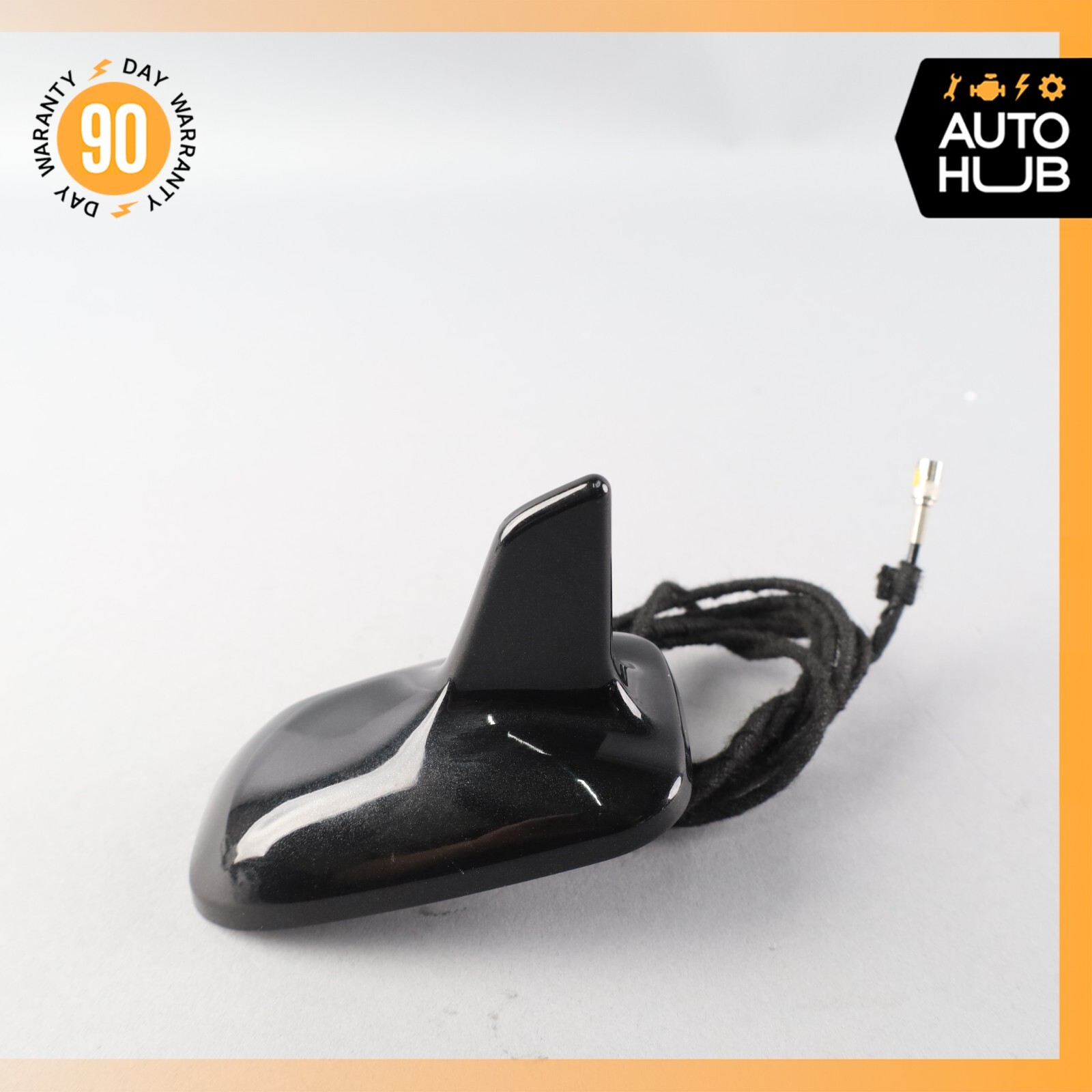 03-13 Maserati Quattroporte M139 Top Roof Shark Fin Radio Antenna GPS OEM 68k