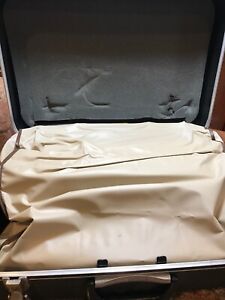 Vintage Working Smith Corona SCM 250 (Cream Color)Typewriter With Case