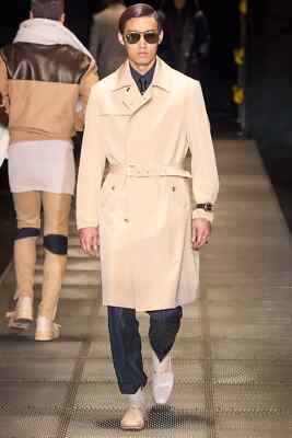 F/W 2015 L# 29 Versace Belted Tan Trench Coat w/Elastic Cuffs 50 - 40 (L)