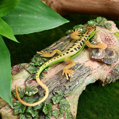 Matilda Toy Gecko Newt Four-legged Snake Model Toddler Like Lizard - Picture 7 of 11