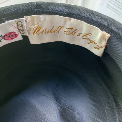 Marshall Fields Lemington vintage women’s black velvet/velour With Gold Pins - Picture 3 of 8