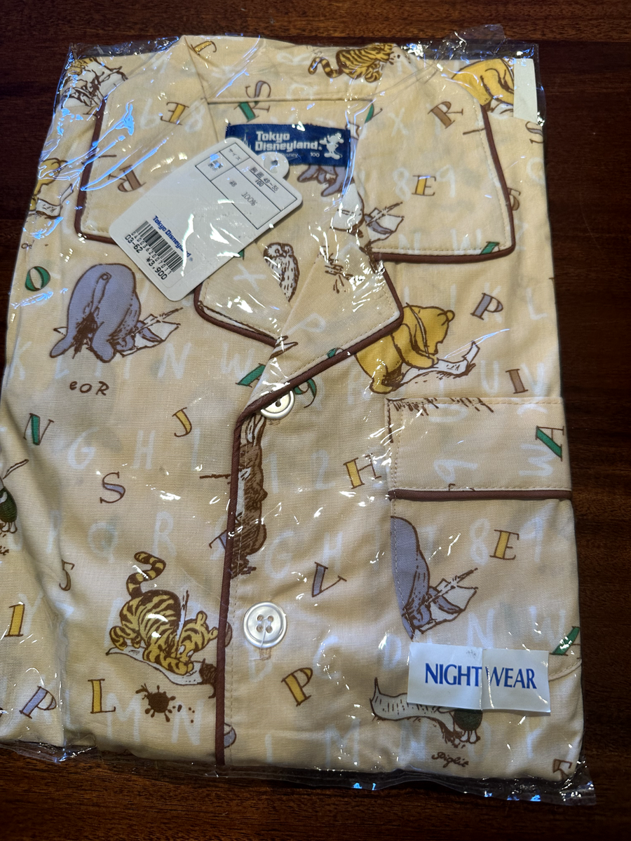 Vintage Tokyo Disney Clothes Winnie the Pooh Pajamas Child Size 100-NOT  OPEN