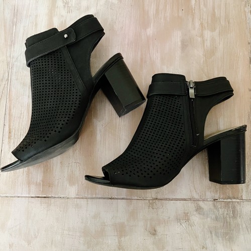 ANA New Approach Trout Black Peep Toe Shoes Block Heel Ankle Strap Size 8.5M - Picture 6 of 14