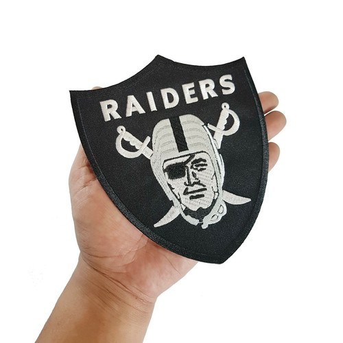 Raiders Las Vegas Schild schwarzes Logo Größe 5,0""x5,5"" bestickt aufbügeln Aufnäher - Bild 6 von 11