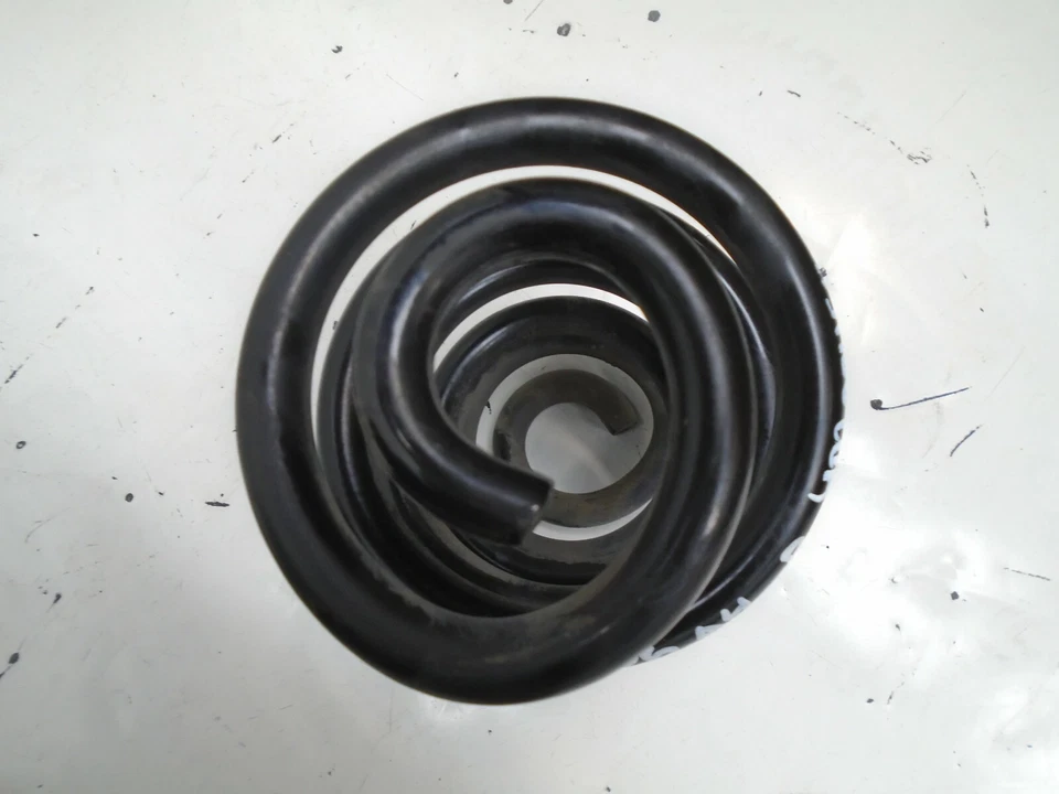 2002-2007 AUDI A4 MOLA HELICOIDAL TRASEIRA FABRICANTE DE EQUIPAMENTO ORIGINAL YD2001154 - Imagem 3 de 4