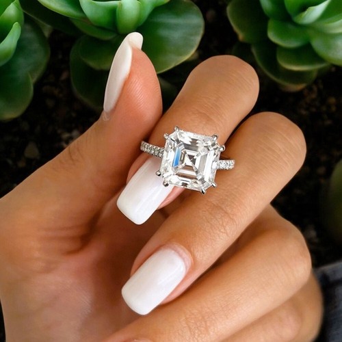 Anello di fidanzamento donna in oro bianco 18 kt taglio Asscher 3,50 ct diama... - Foto 6 di 13