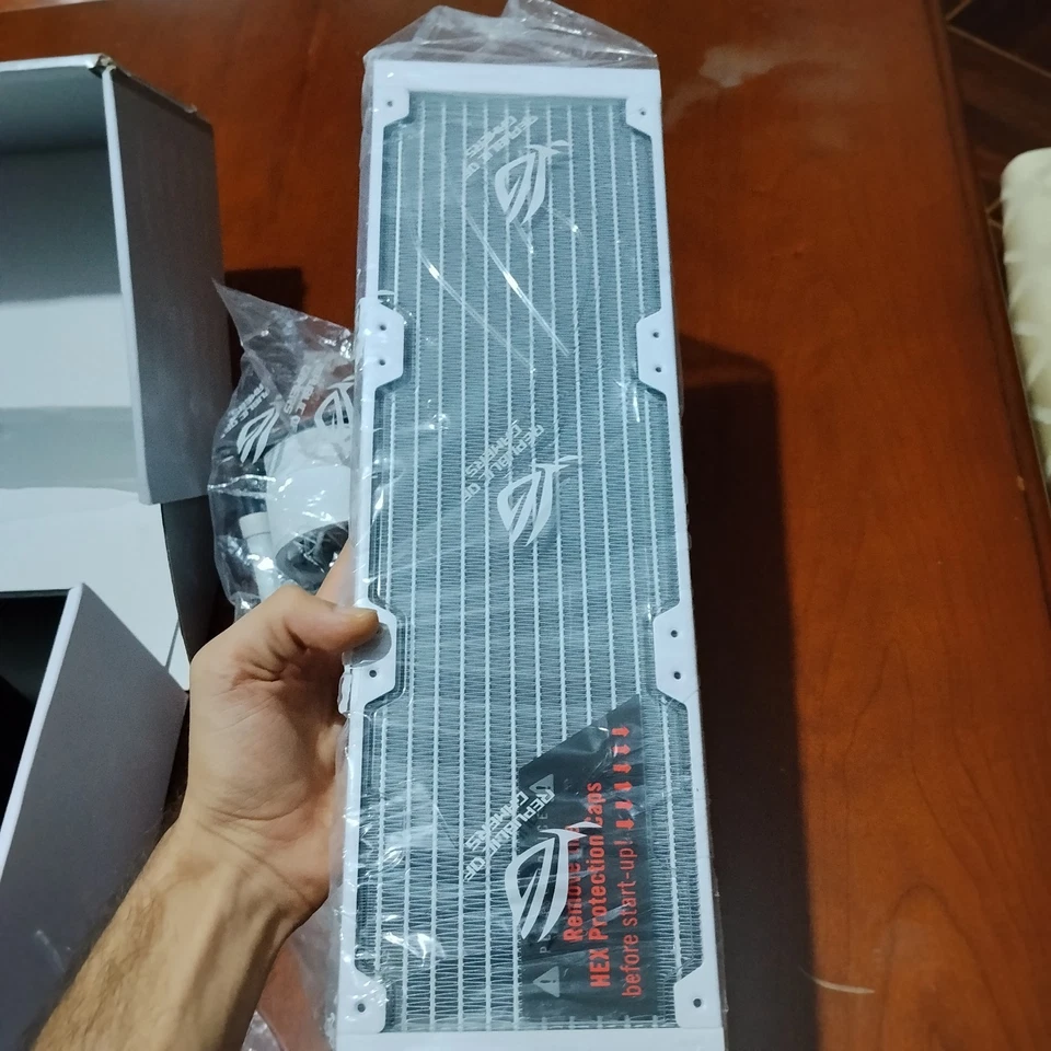 Asus Rog Ryuo 3 360 argb - Immagine 2 di 4