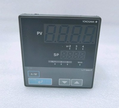 NEU YOKOGAWA UT351E DIGITAL ANZEIGEREGLER UT351-00 STYLE: S3