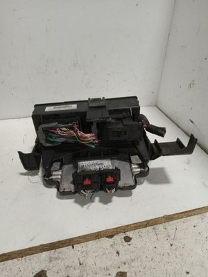 Control Module Power Supply Includes Fuse Box Fits 2006 JEEP COMMANDER OEM