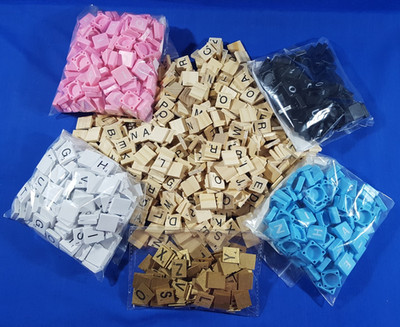 1.500 HOLZ & KUNSTSTOFF SCRABBLE BUCHSTABEN KACHELN - KUNSTWERK RESTPOSTEN