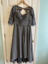 Elegant woma's Grey formal chiffon dress with sequence top