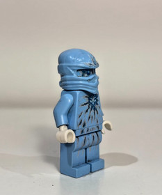LEGO Ninjago NRG Zane Minifigure Ice Ninja Gold Lightning Rare &ndash; Cracked