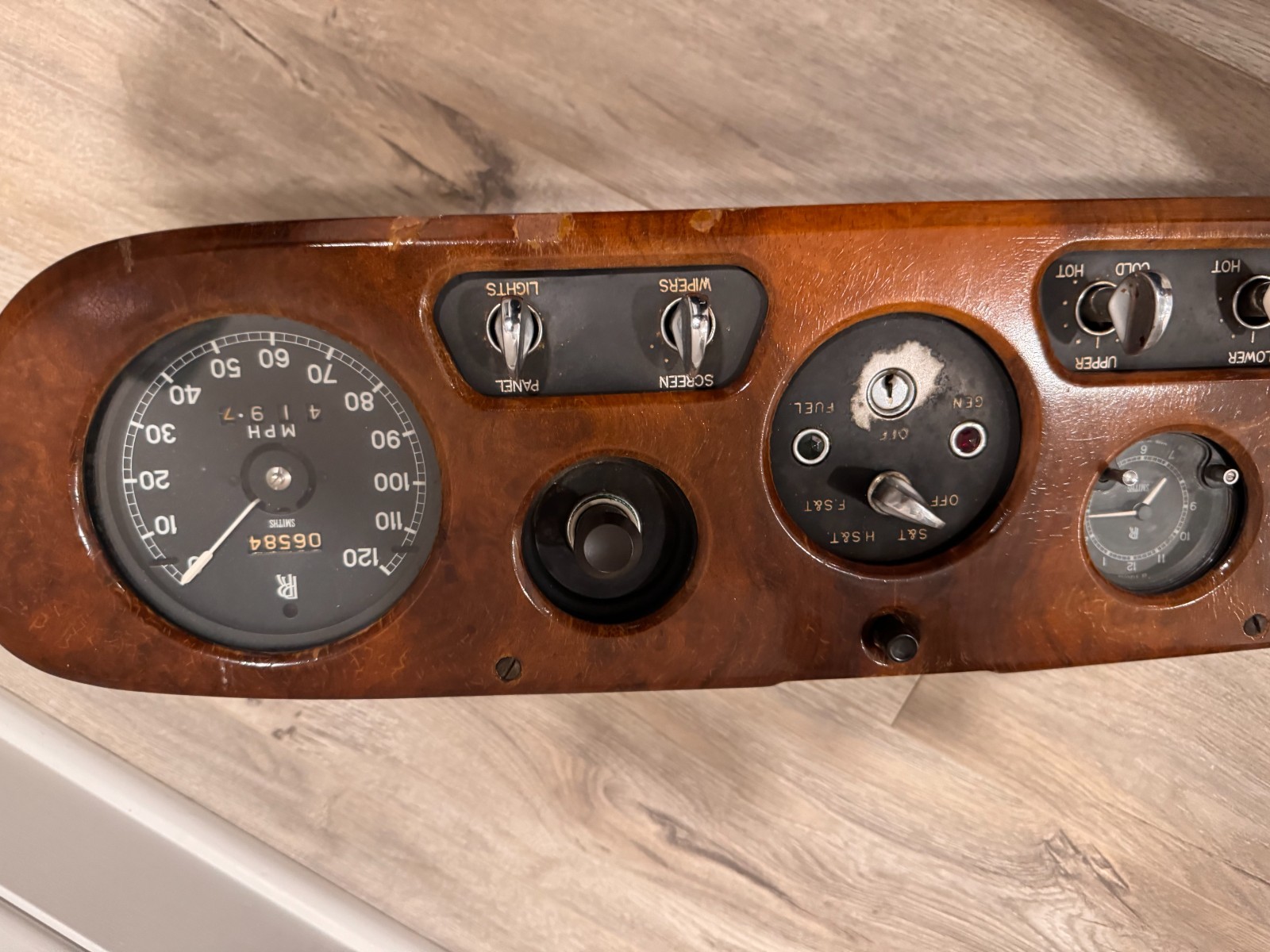 Rolls-Royce Silver Cloud II Dash Instrument Cluster Smiths Gauges 1959–1962 OEM